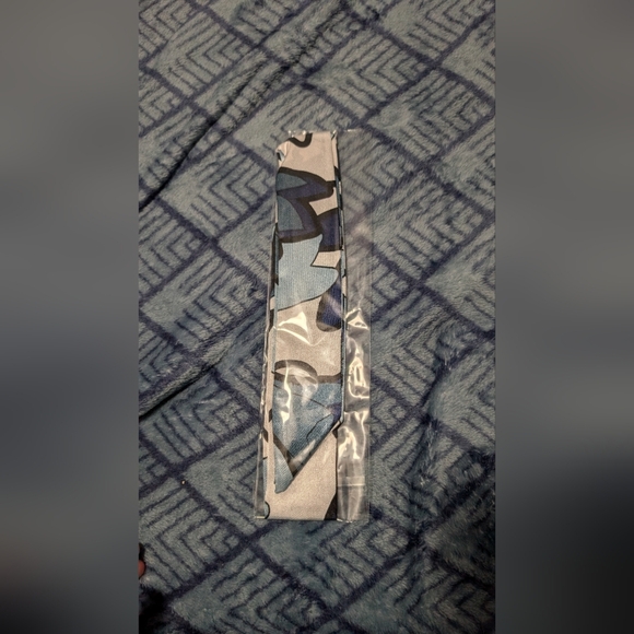 Abstract Blue and Gray Patterned Twilly - Picture 1 of 2